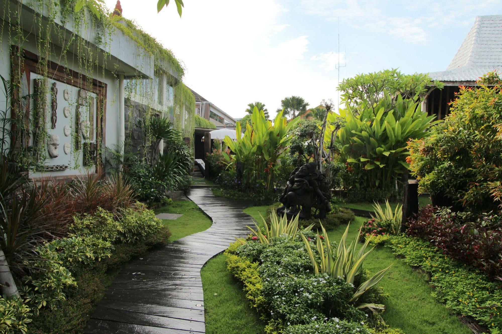 Gahana Bali Villa Seminyak  Exterior photo